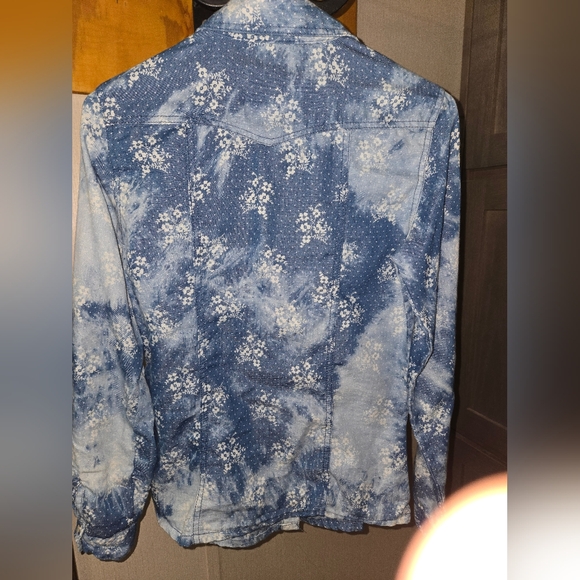 ###Vanilla Star Button Down Shirt - Picture 2 of 5